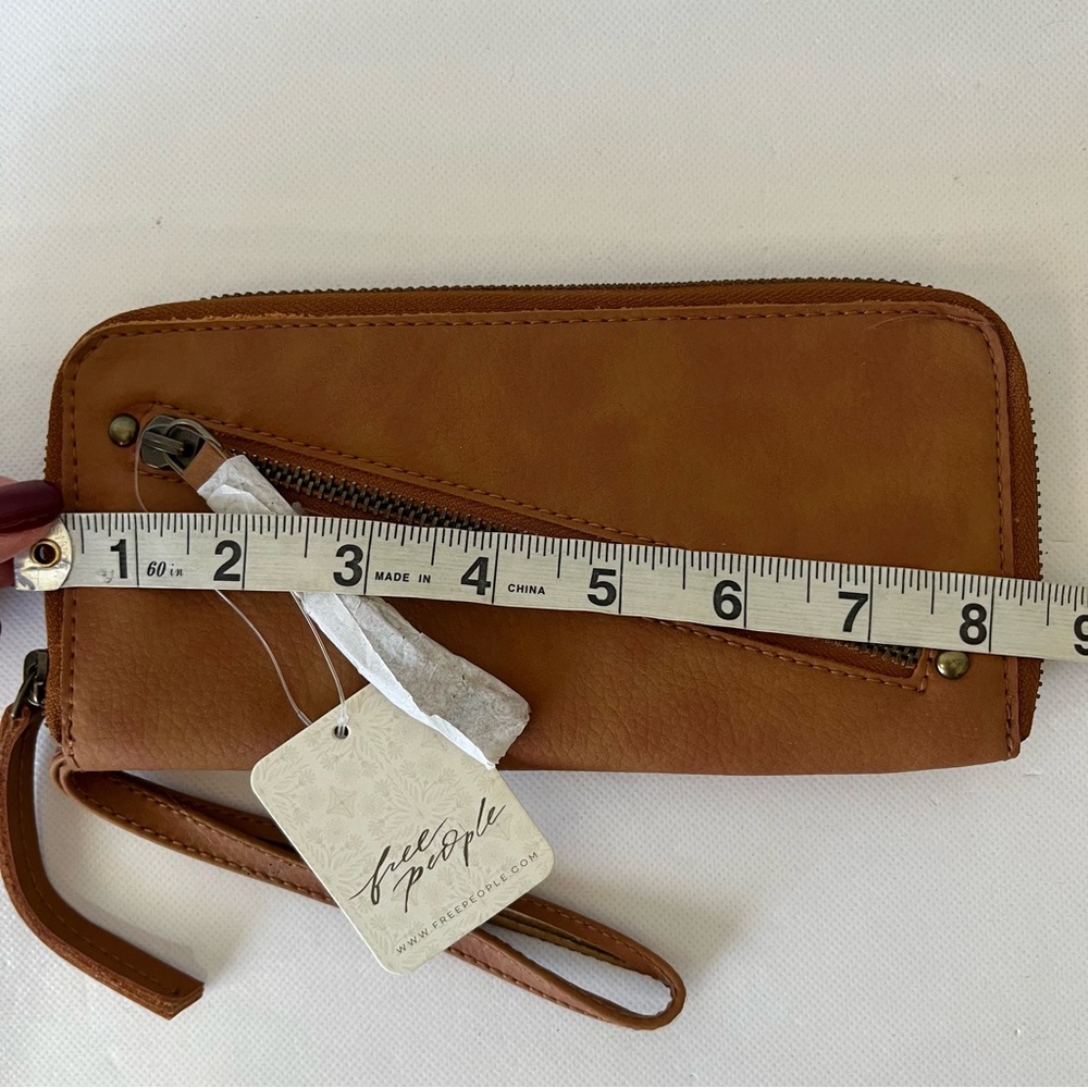 Free People Brown Vegan Wallet NWT - Picture 8 of 8